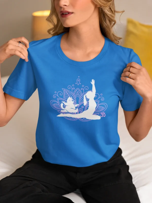 GAT003 Yoga gatto donna - azzurra Gatto Yoga Mandala Donna con Simbolo Om – Design Spirituale Relax